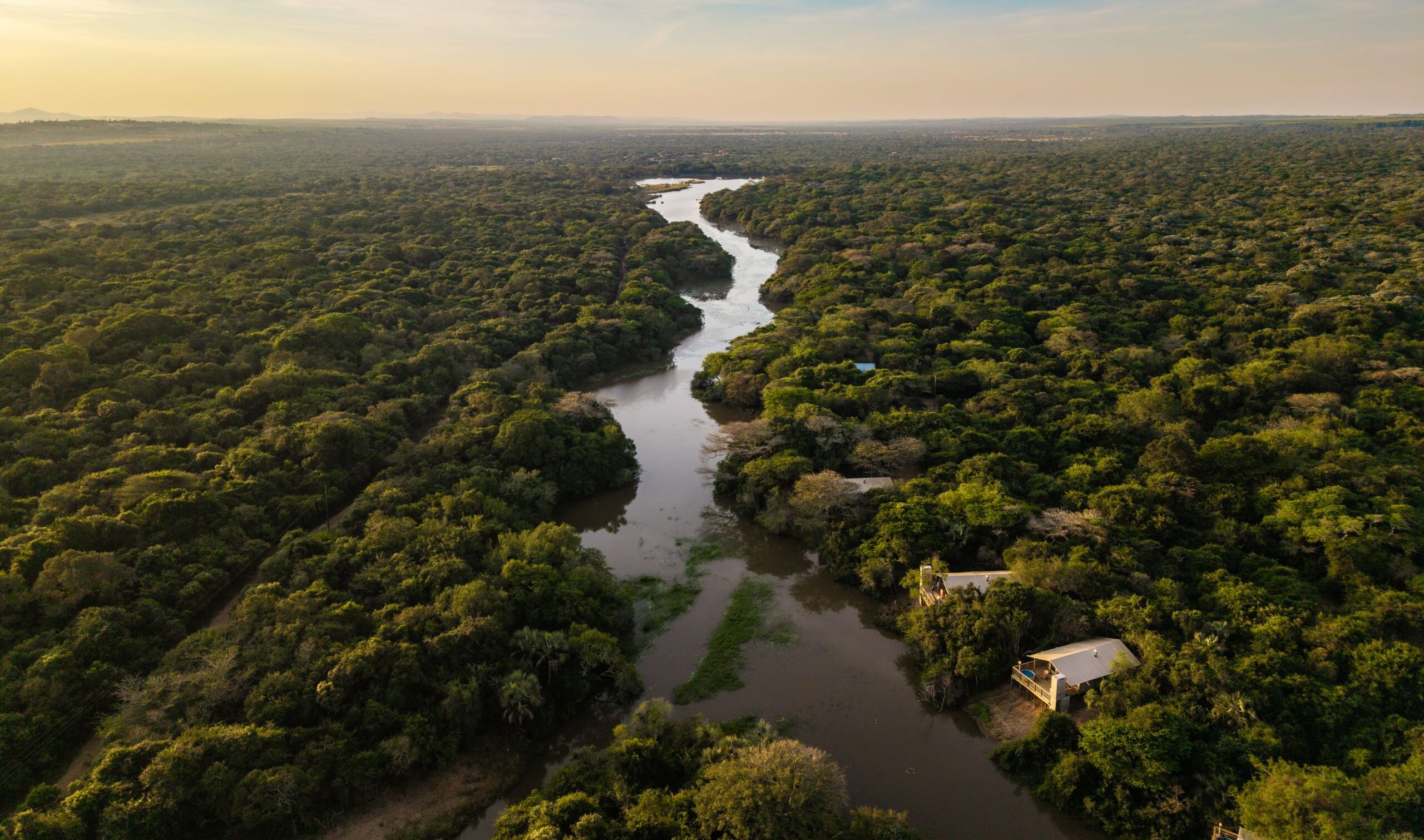 africamps at bonamanzi game reserve hluhluwe glamping tents next to river